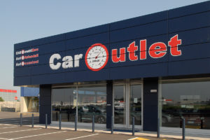 Insegna Car Outlet